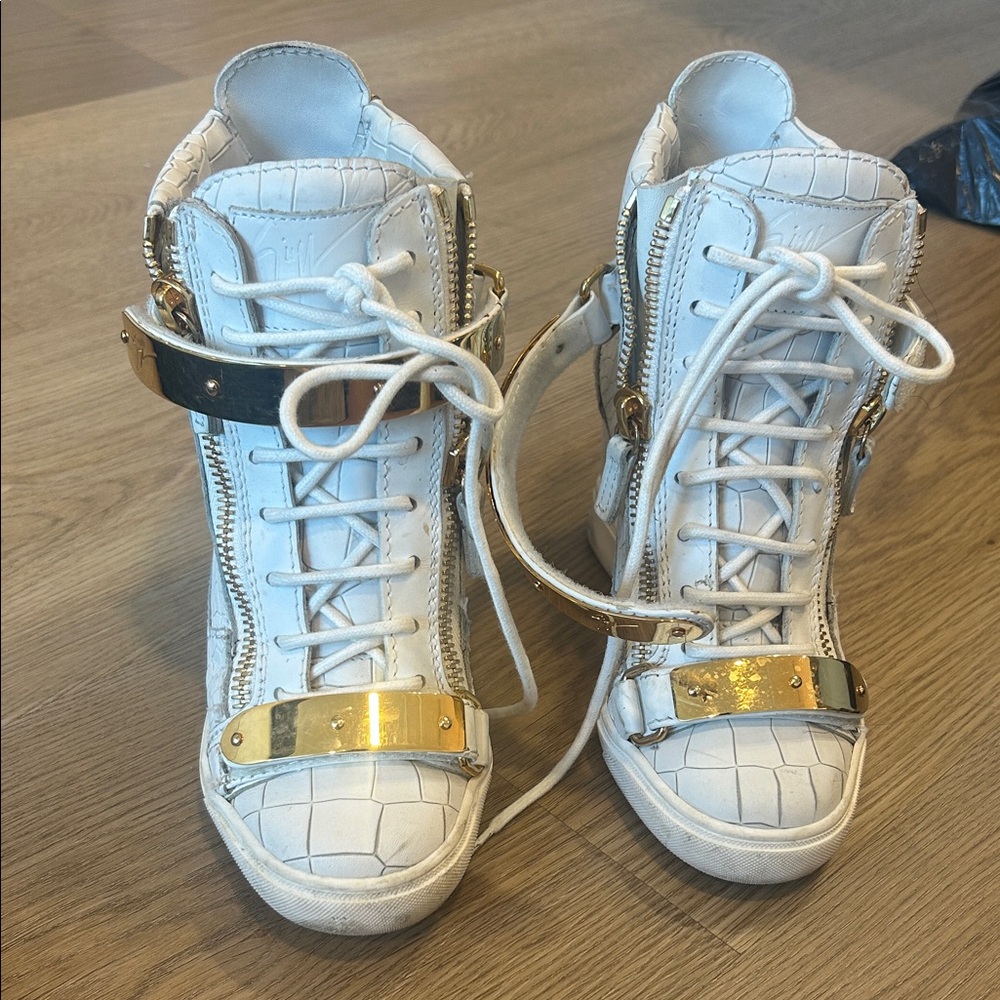 Giuseppe Zanotti White and Gold Croc-Embossed Sneakers